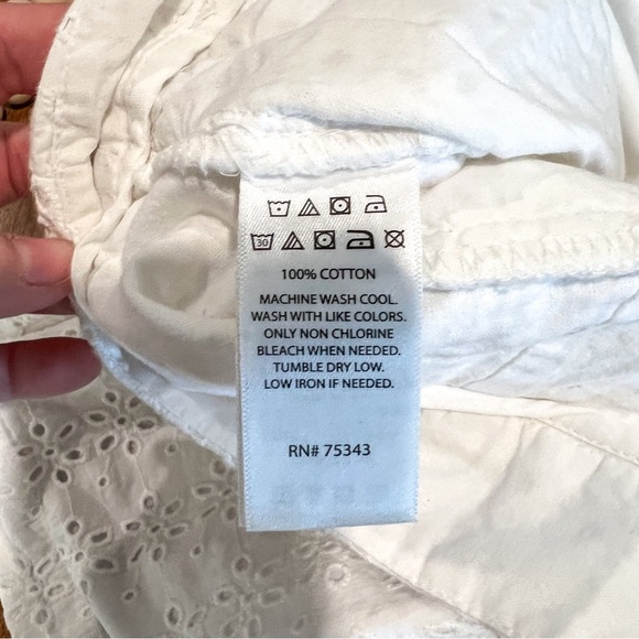 NWT Cynthia Rowley Eyelet Shorts - Picture 5 of 6